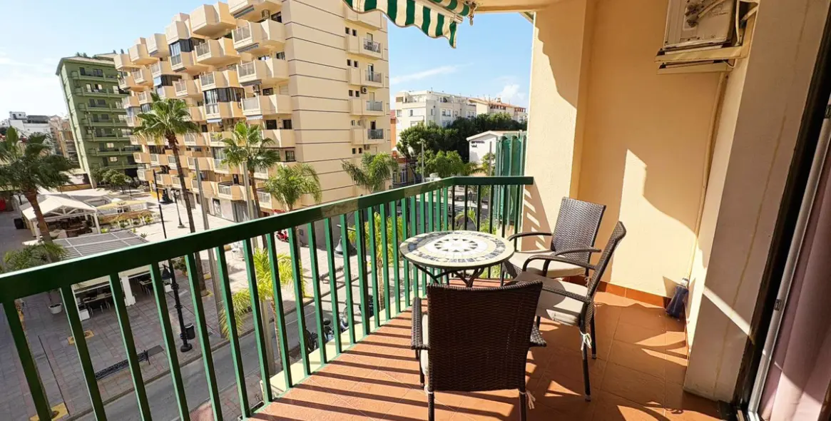 Продажа апартаментов на среднем этаже в Fuengirola 1