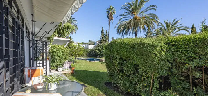 Sale of ground floor apartment in Nueva Andalucía 1