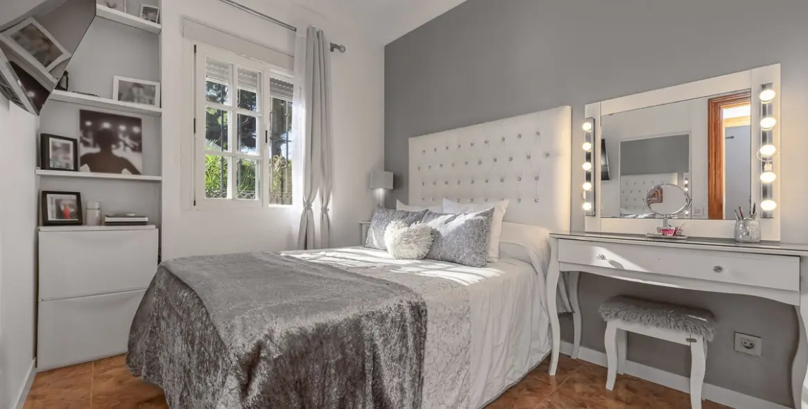 Sale of ground floor apartment in Nueva Andalucía 14