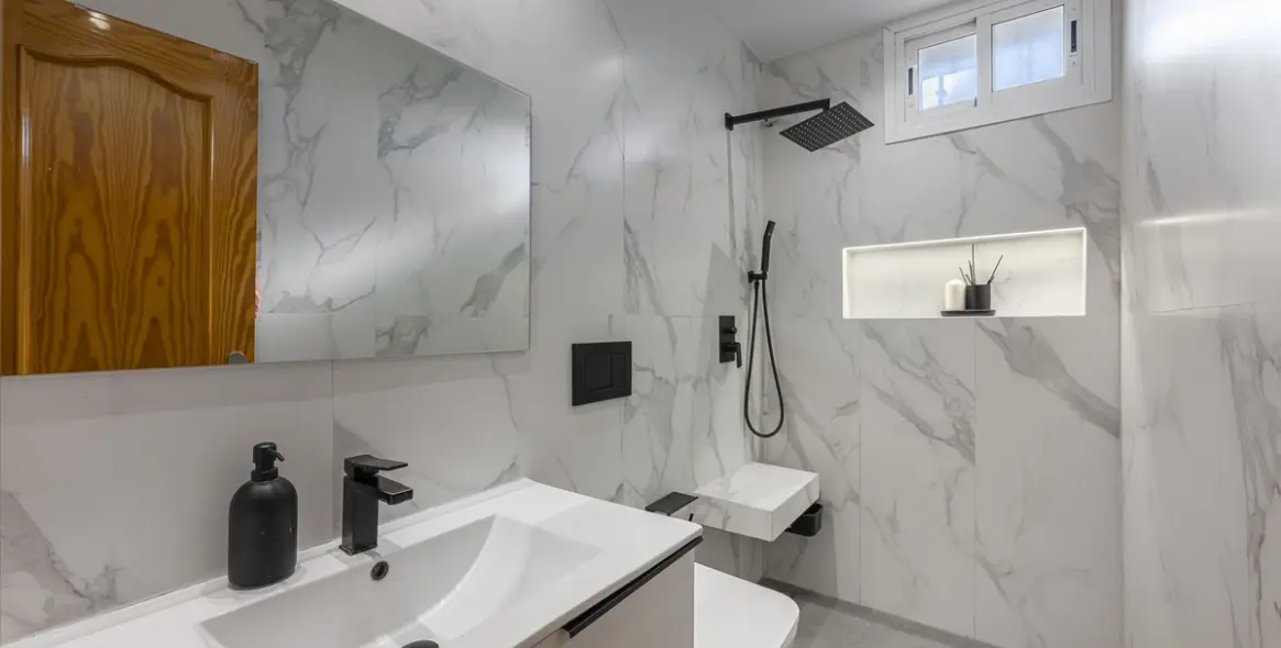 Sale of ground floor apartment in Nueva Andalucía 17