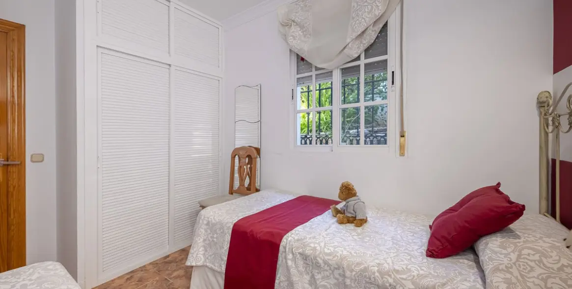 Sale of ground floor apartment in Nueva Andalucía 20