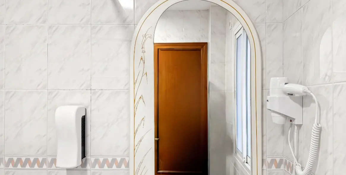 Venta de apartamento en planta media en Centro Histórico 36