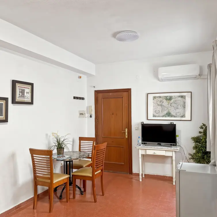 Venta de apartamento en planta media en Centro Histórico