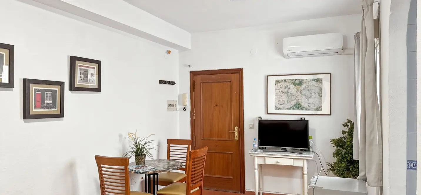 Venta de apartamento en planta media en Centro Histórico 4