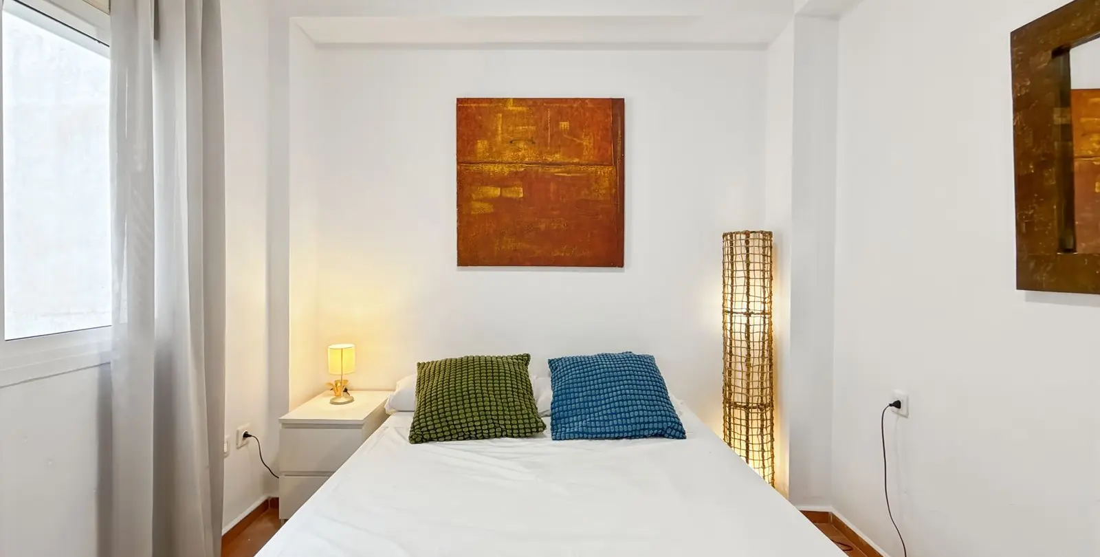 Venta de apartamento en planta media en Centro Histórico 28
