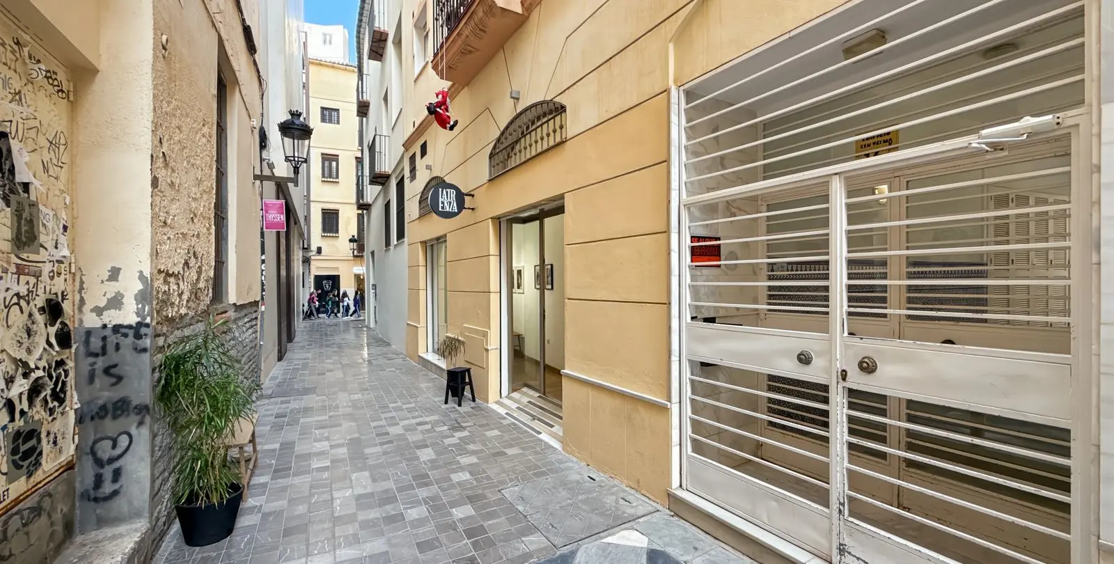 Venta de apartamento en planta media en Centro Histórico 50
