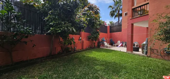 Sale of ground floor apartment in Marbesa 1