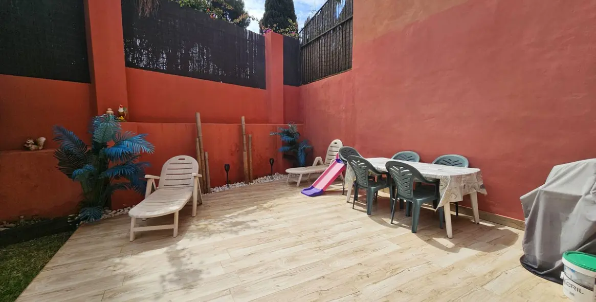 Sale of ground floor apartment in Marbesa 16