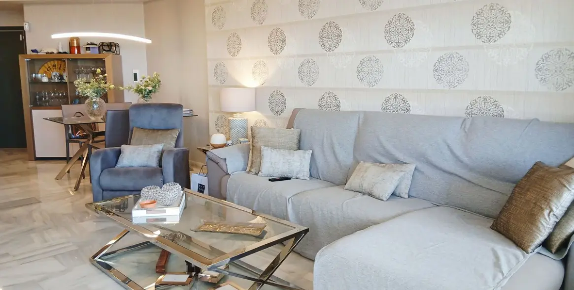 Sale of ground floor apartment in Calahonda 2