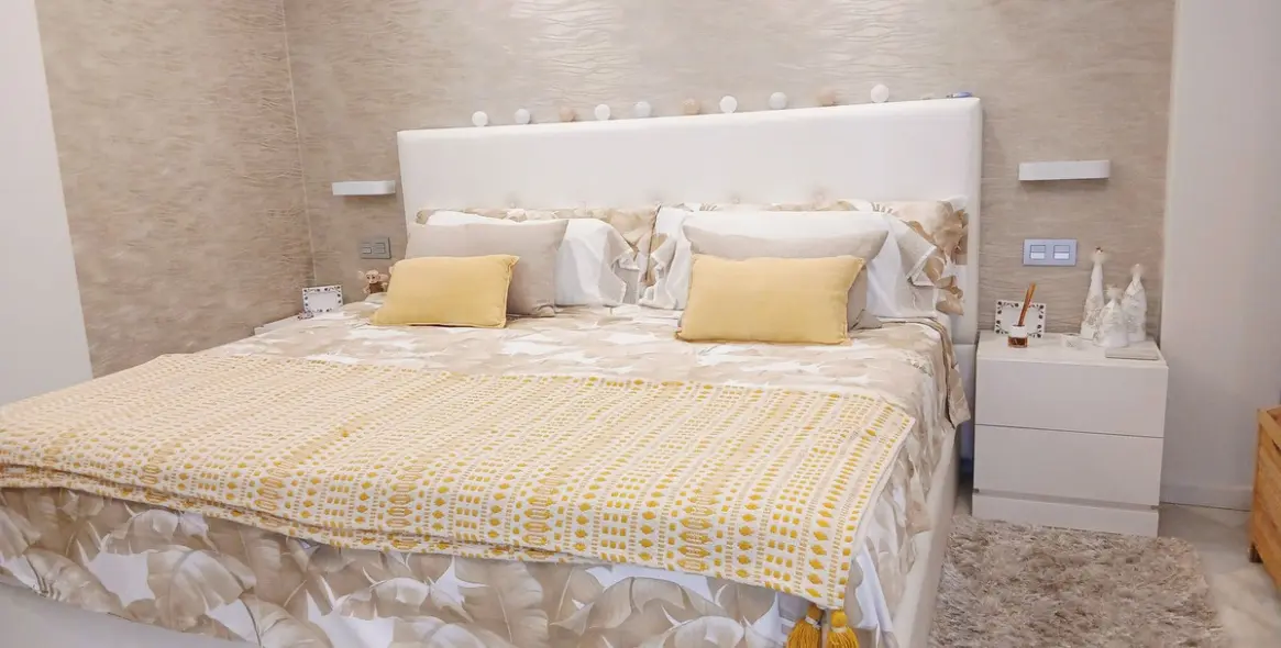 Sale of ground floor apartment in Calahonda 13