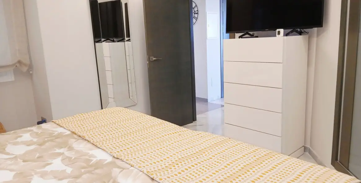 Sale of ground floor apartment in Calahonda 17