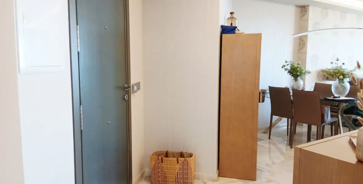 Sale of ground floor apartment in Calahonda 20