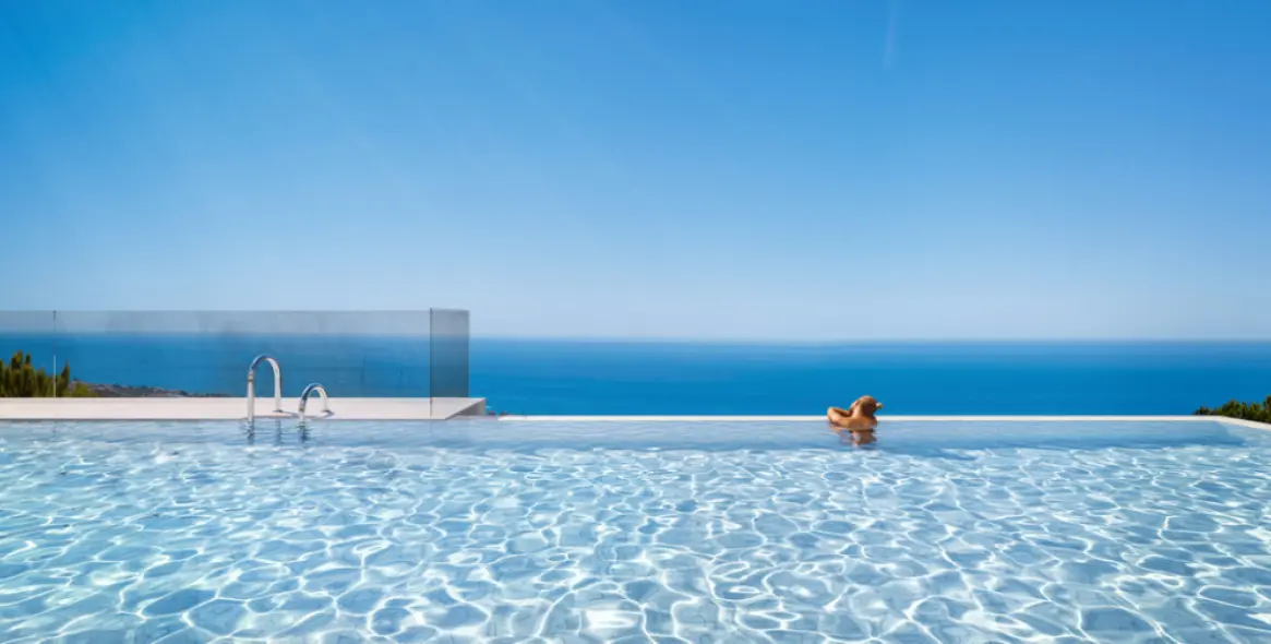 Продажа апартаментов на первом этаже в Rincón de la Victoria 2