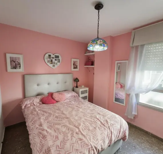 Sale of middle floor apartment in Málaga