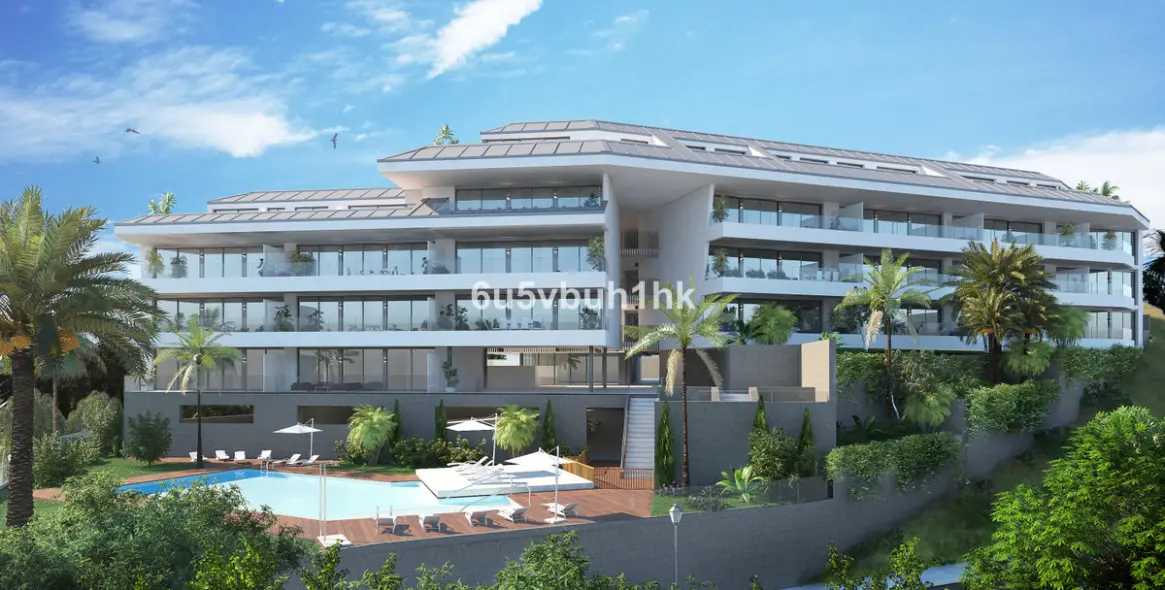 Sale of ground floor apartment in Fuengirola 1