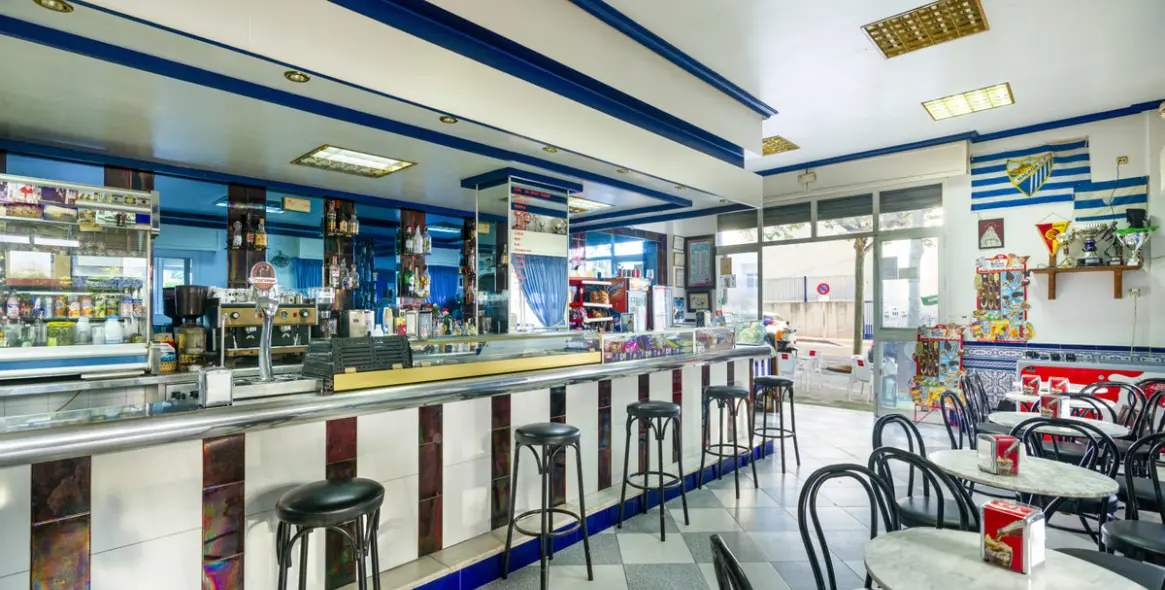 Sale of café in Arroyo de la Miel 1