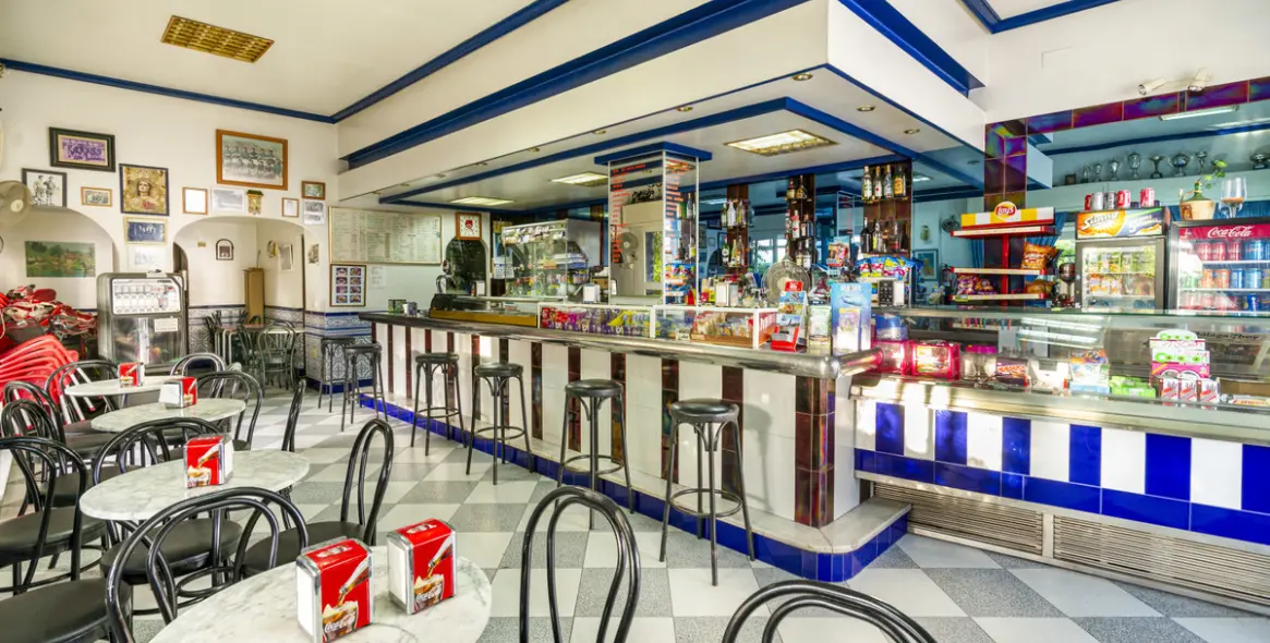 Sale of café in Arroyo de la Miel 2