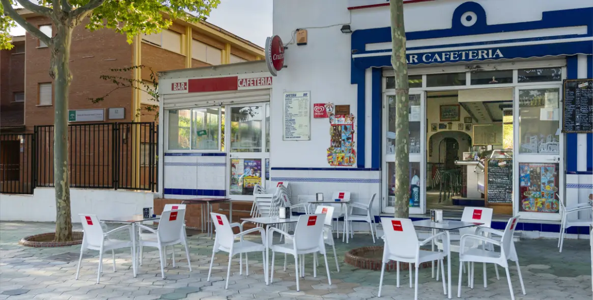 Sale of café in Arroyo de la Miel 6