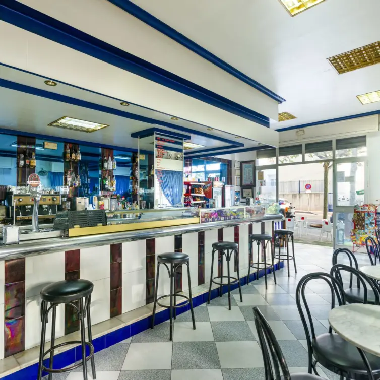 Venta de cafetería en Arroyo de la Miel