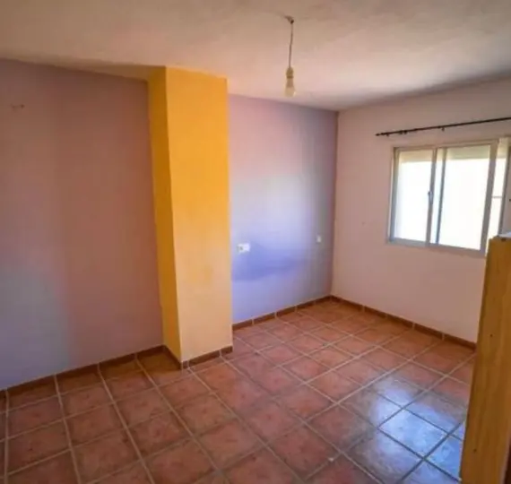 Venta de parcela residencial en Genalguacil