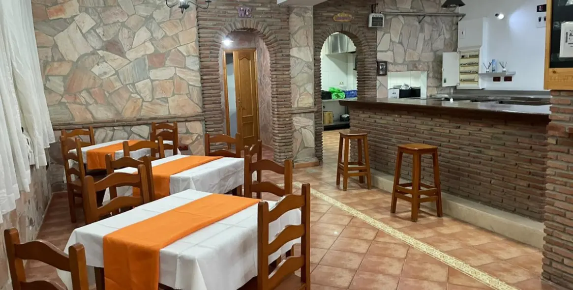 Продажа ресторана в Benajarafe 1