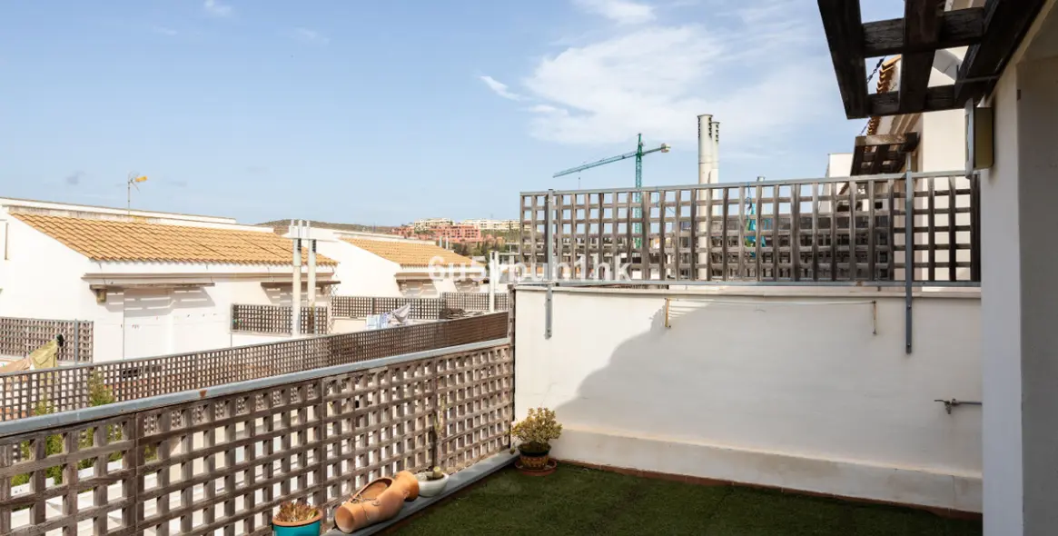 Sale of townhouse in Cerrado del Aguila 16