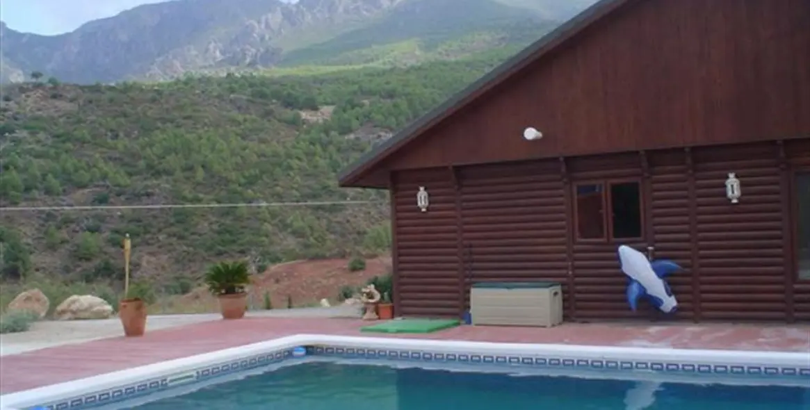 Sale of detached villa in Ardales 6