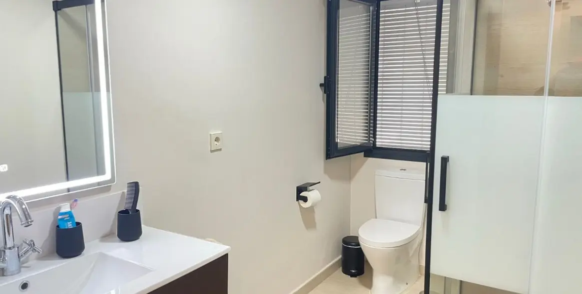 Sale of middle floor apartment in Estepona (district Estepona) 3