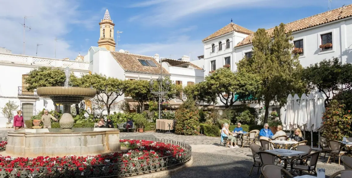 Sale of middle floor apartment in Estepona (district Estepona) 6