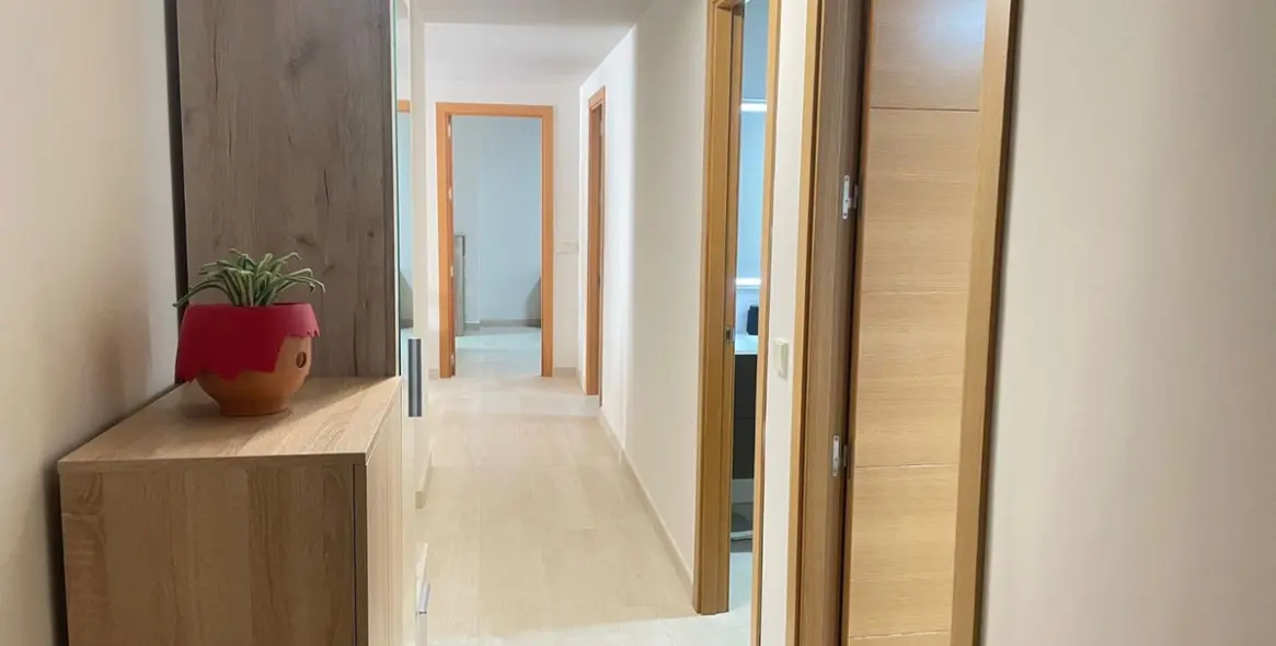 Sale of middle floor apartment in Estepona (district Estepona) 7