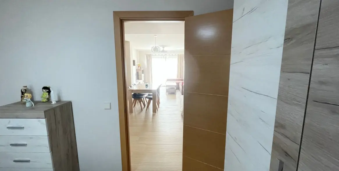 Продажа апартаментов на среднем этаже в Estepona 13