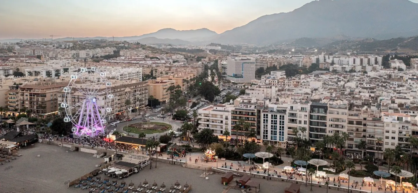 Venta de apartamento en planta media en Estepona 4