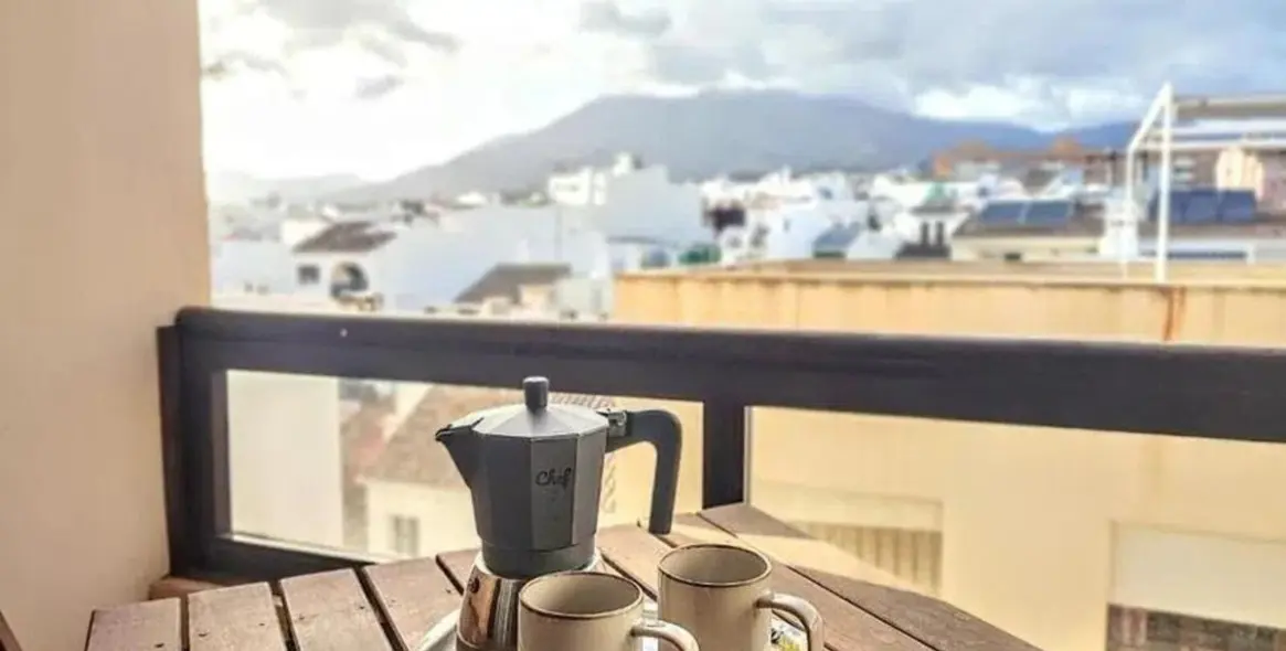 Sale of middle floor apartment in Estepona (district Estepona) 5