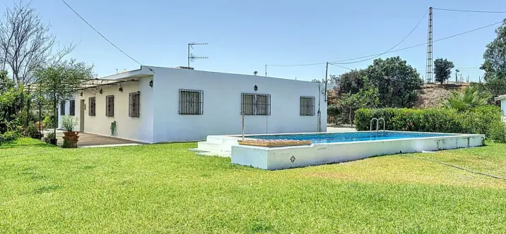 Sale of finca - cortijo in Torre del Mar 0