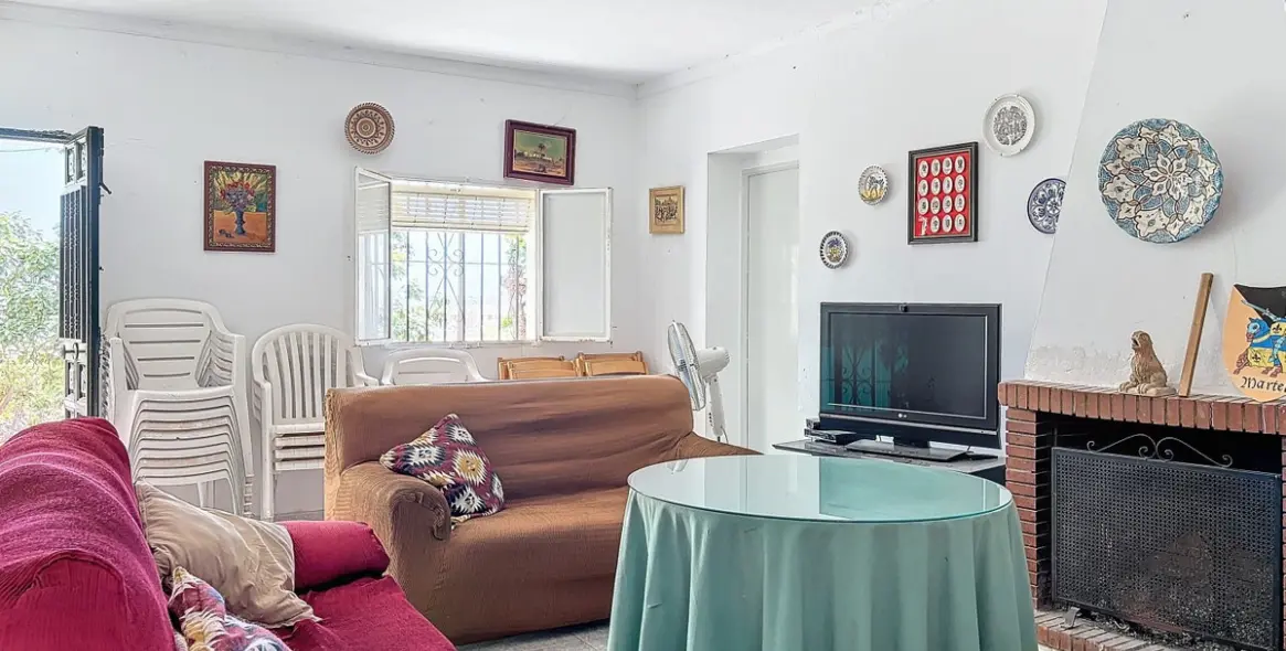 Sale of finca - cortijo in Torre del Mar 12