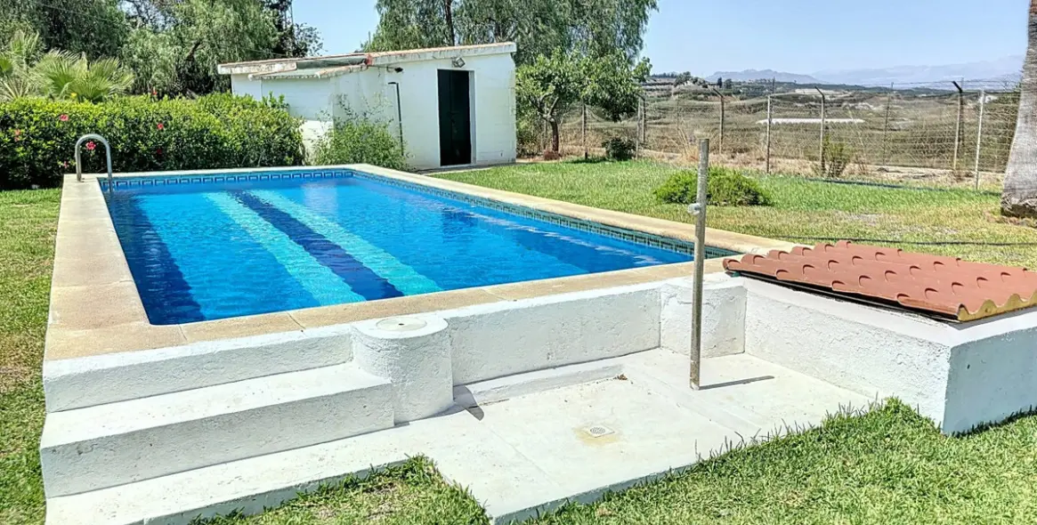 Sale of finca - cortijo in Torre del Mar 29