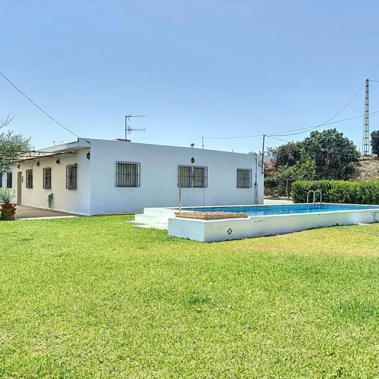 Продажа финки в Torre del Mar