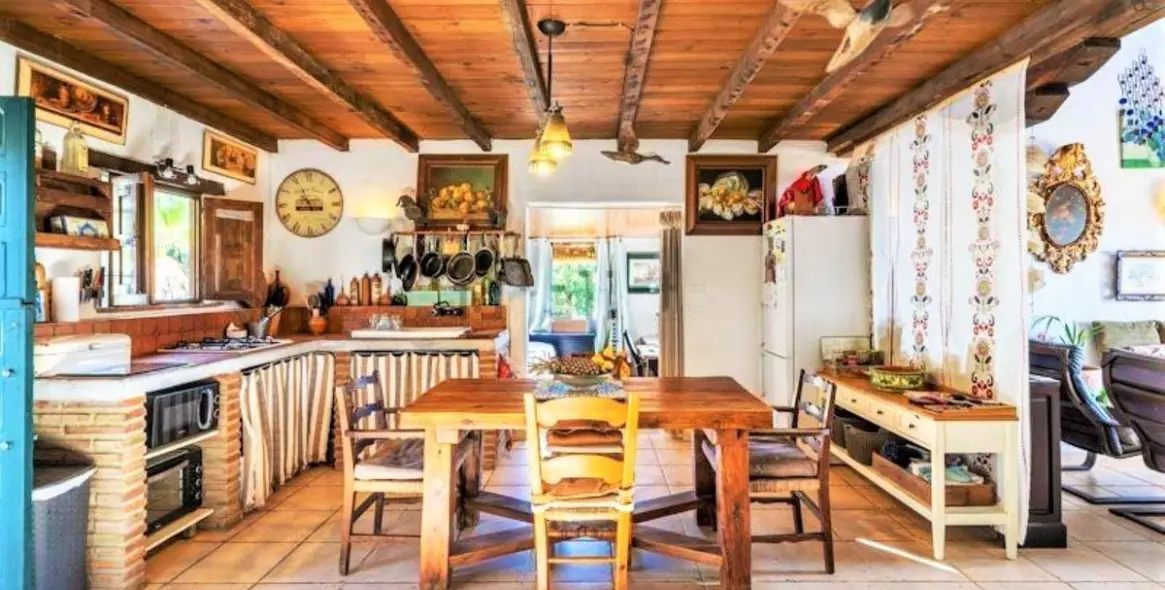 Sale of detached villa in Selwo 2