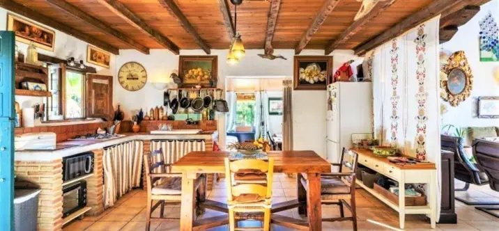 Sale of detached villa in Selwo 1