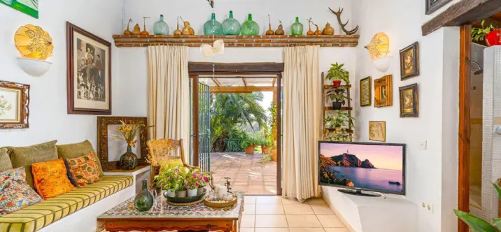 Sale of detached villa in Selwo 2