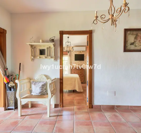 Sale of detached villa in Alhaurín de la Torre