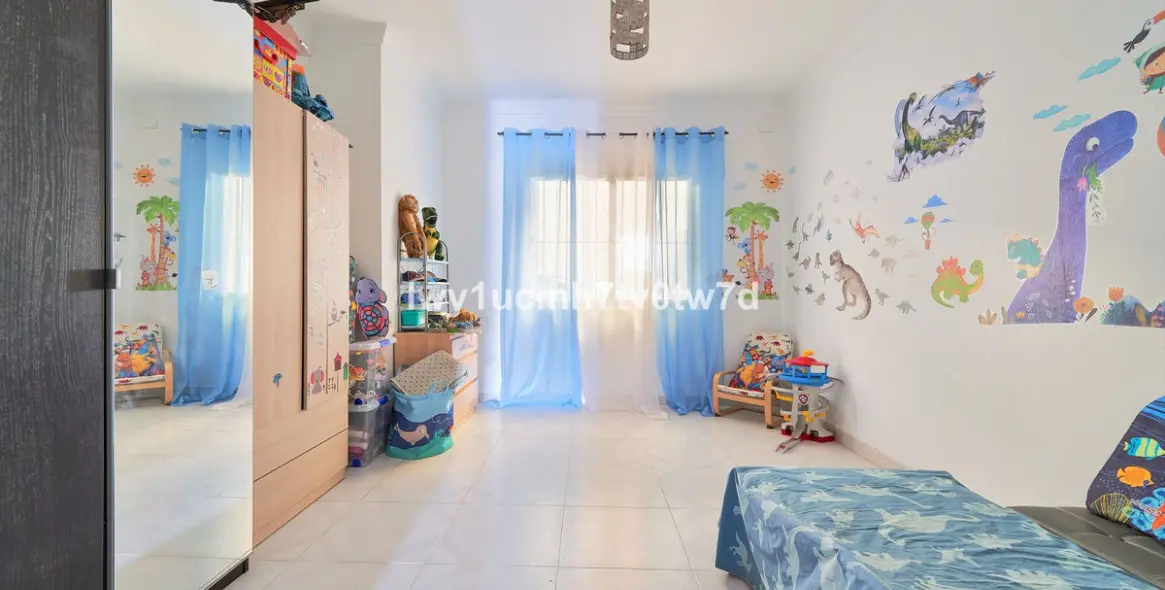 Sale of detached villa in Alhaurín de la Torre 18