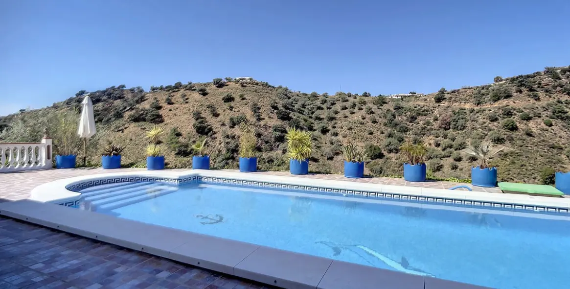 Sale of finca - cortijo in Sedella 3