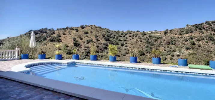 Sale of finca - cortijo in Sedella 2