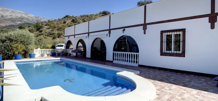 Sale of finca - cortijo in Sedella 3