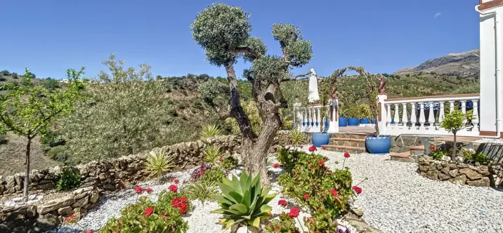 Sale of finca - cortijo in Sedella 4