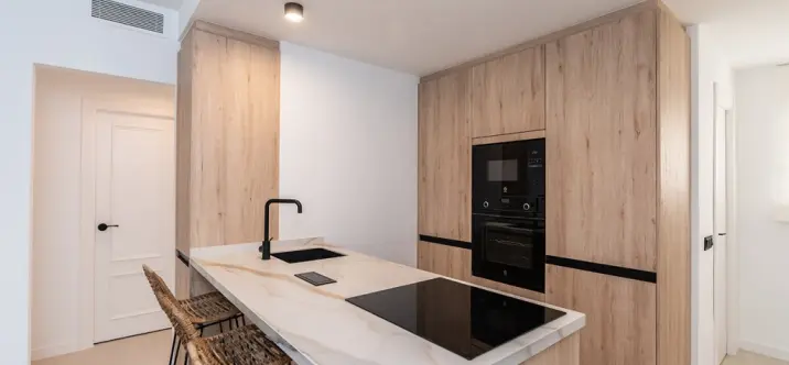 Продажа апартаментов на среднем этаже в Marbella Centro 4