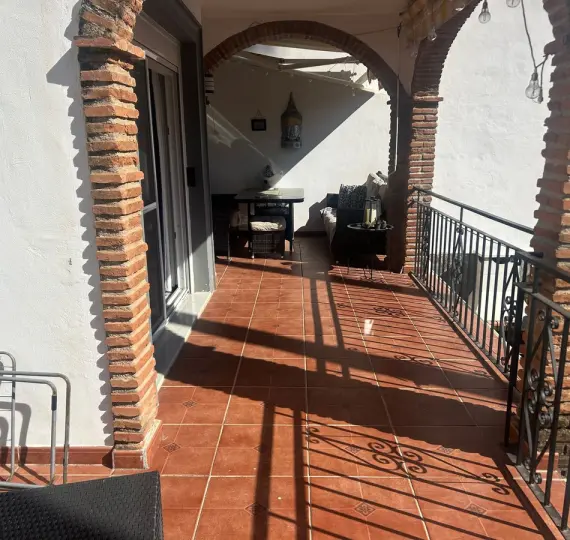 Sale of townhouse in Calahonda