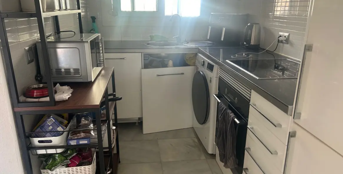 Sale of townhouse in Calahonda 7