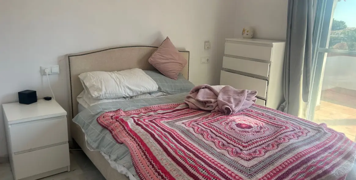 Sale of townhouse in Calahonda 10